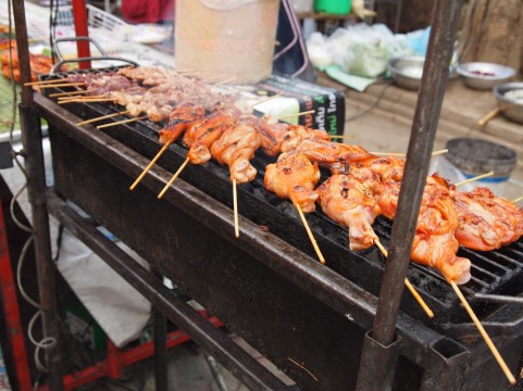 屋台、焼き鳥