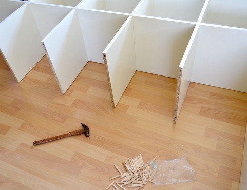 組み立て式家具